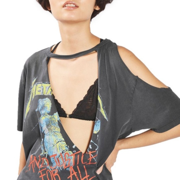 Topshop Tops - 🌸 TOPSHOP – by And Finally Slashed Metallica Tee